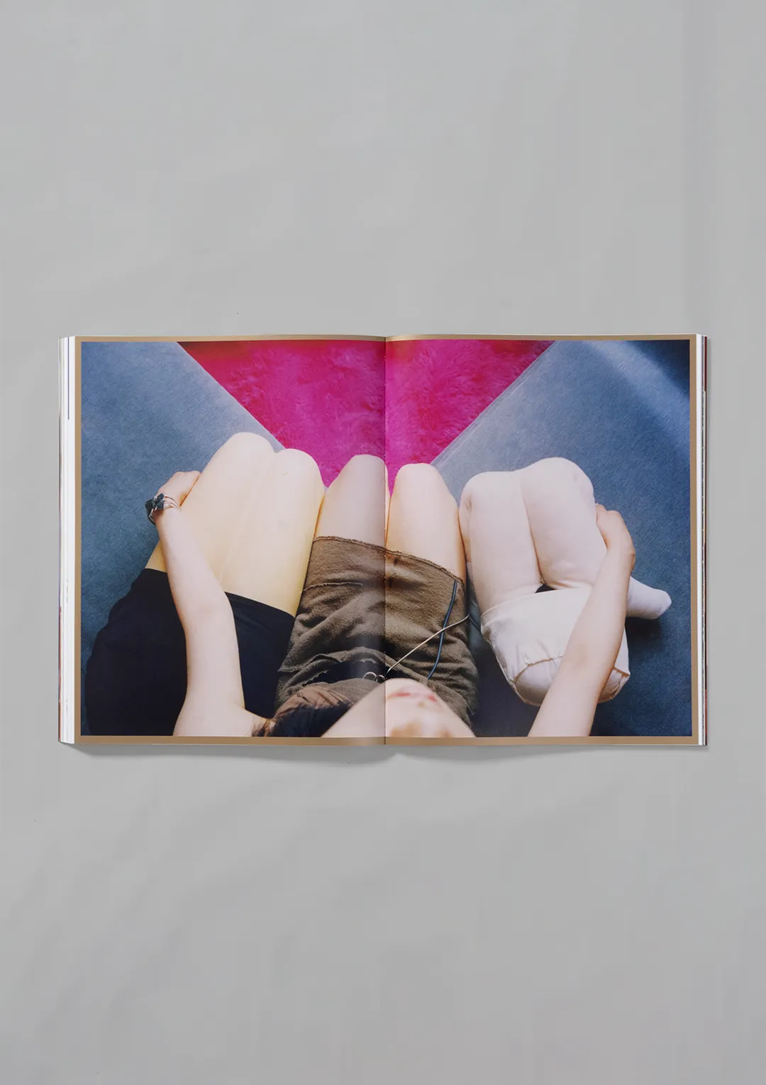 CLOSING CEREMONY ISSUE 3: Smile Issue (U.S. exclusive)