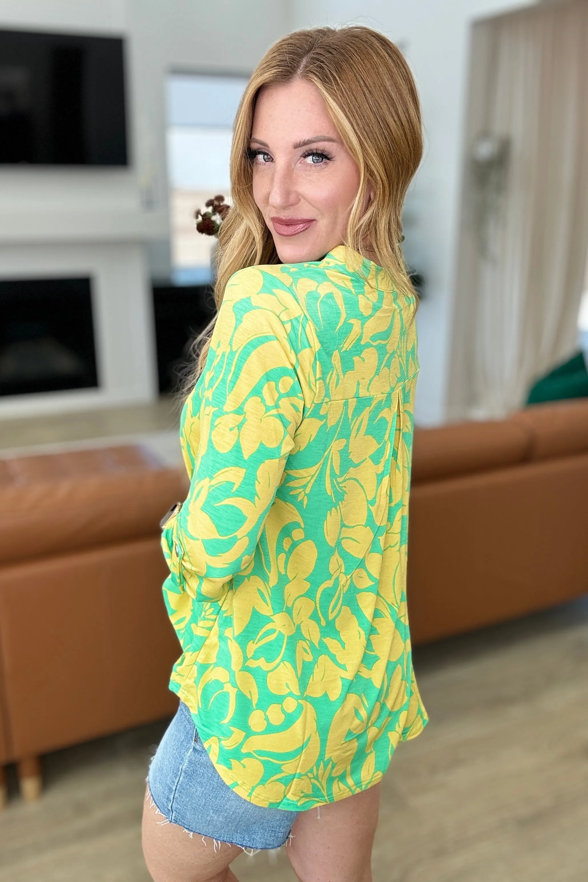 Lizzy Top in Kelly Green and Yellow Floral - Dear Scarlett