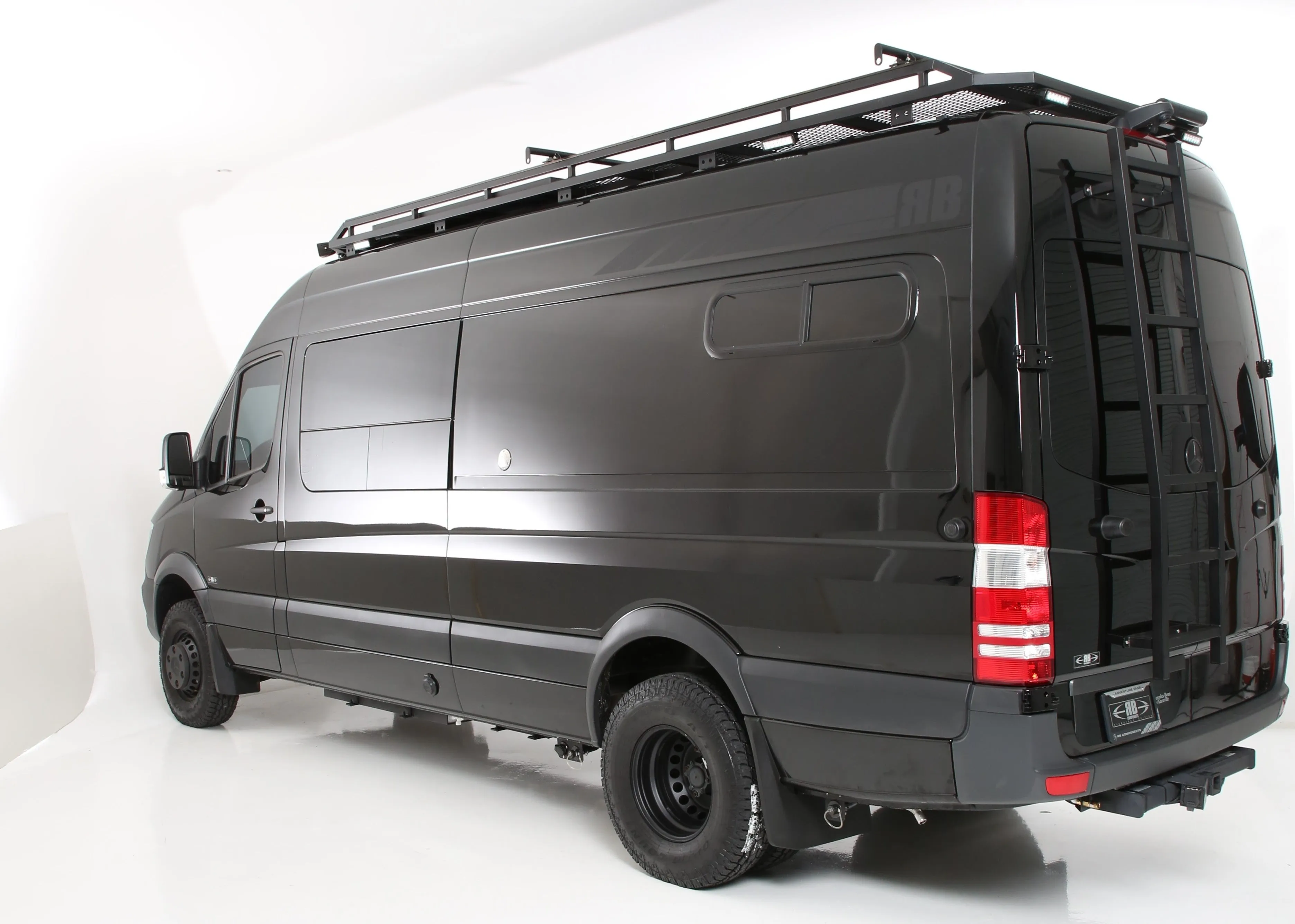 RB Gear Hauler Van Carp - 170" 3500 4x4
