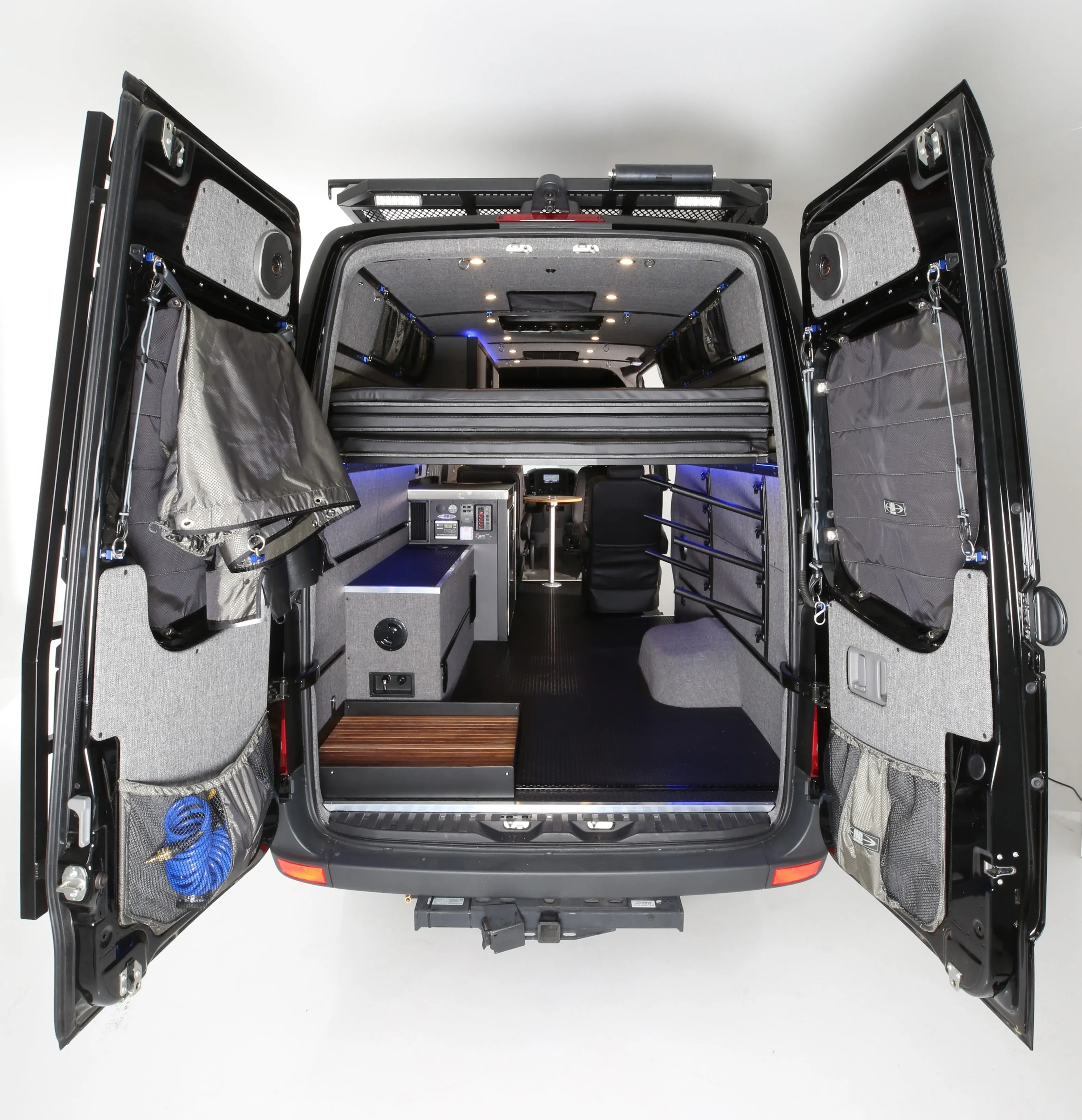 RB Gear Hauler Van Carp - 170" 3500 4x4