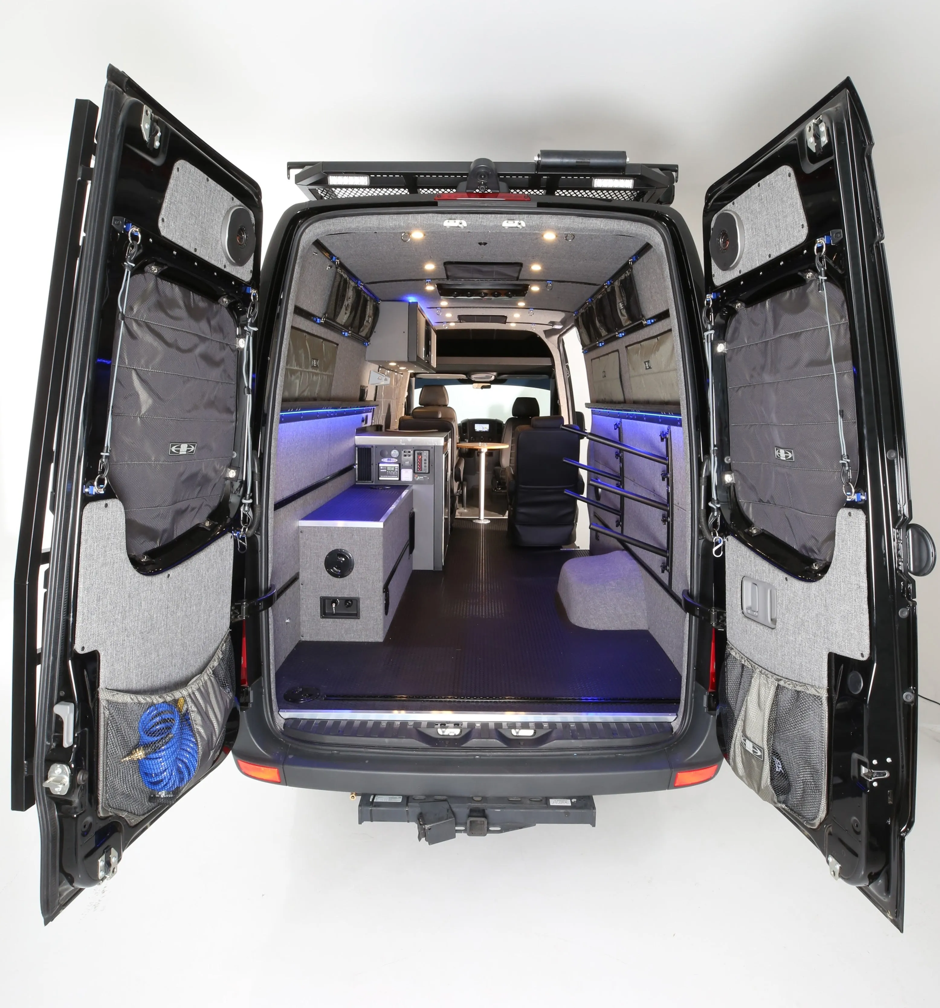 RB Gear Hauler Van Carp - 170" 3500 4x4