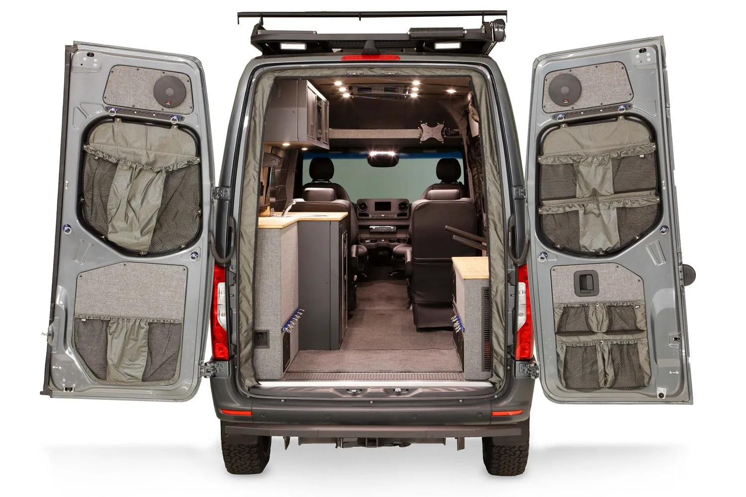 RB Gear Hauler Van KS - 144 4x4