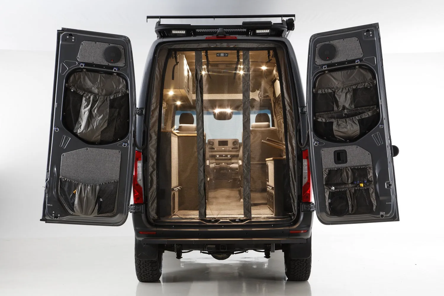 RB Gear Hauler Van KS - 144 4x4