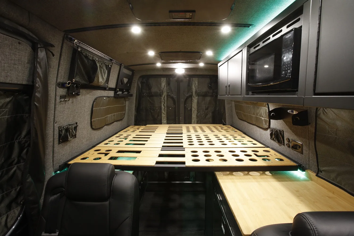 RB Gear Hauler Van KS - 144 4x4