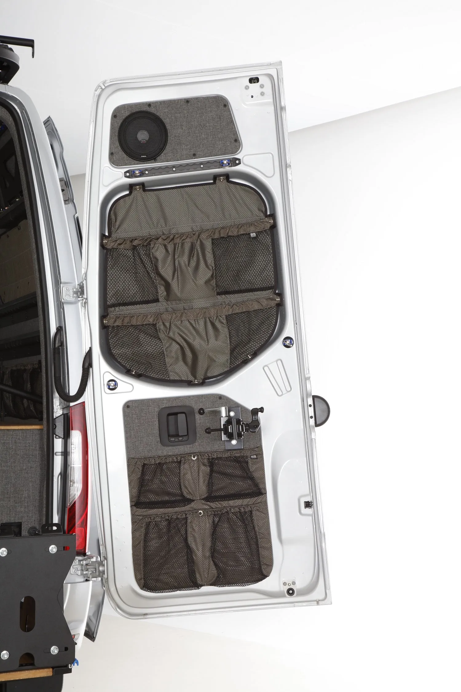 RB Gear Hauler Van SY - 144 4x4