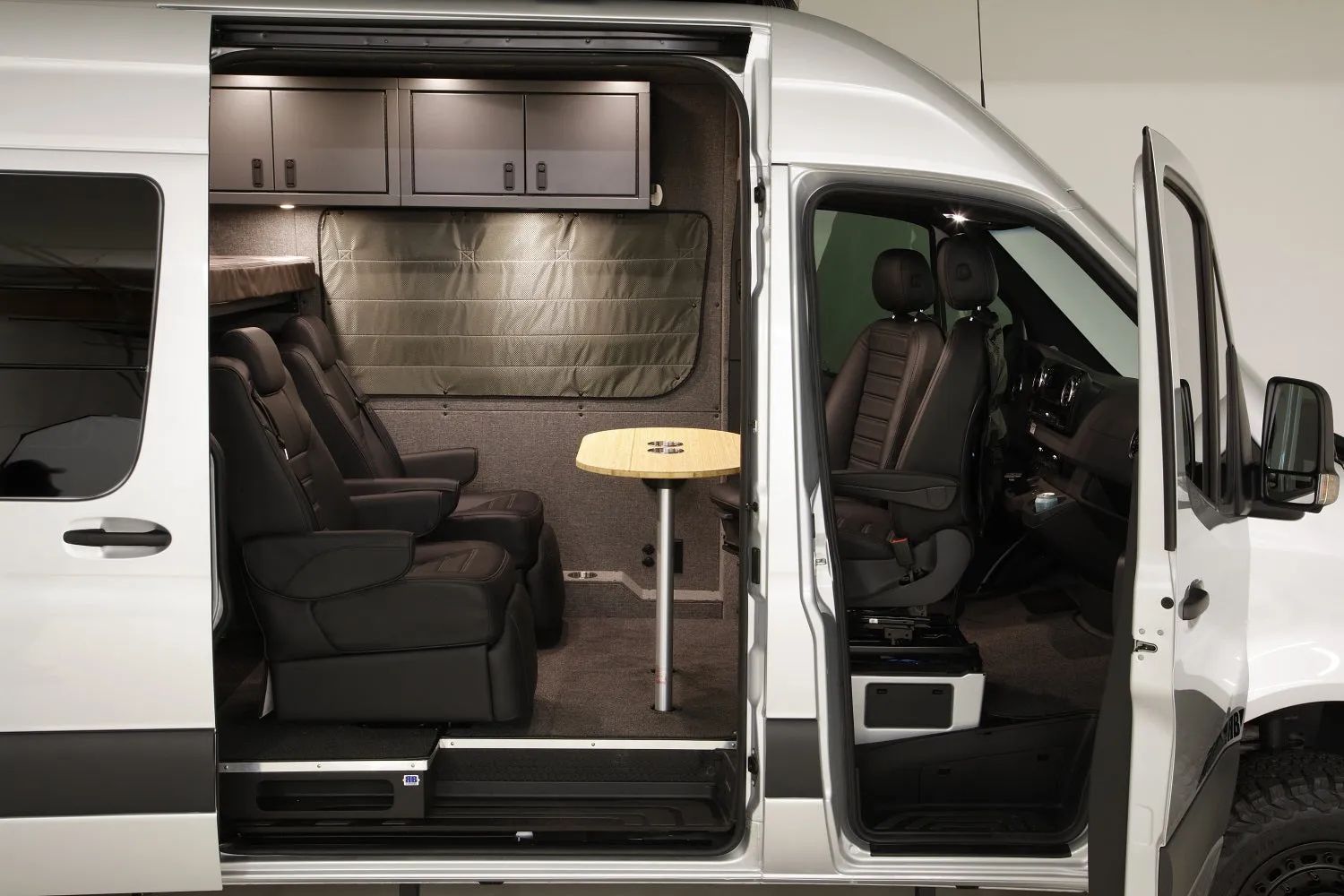 RB Gear Hauler Van SY - 144 4x4